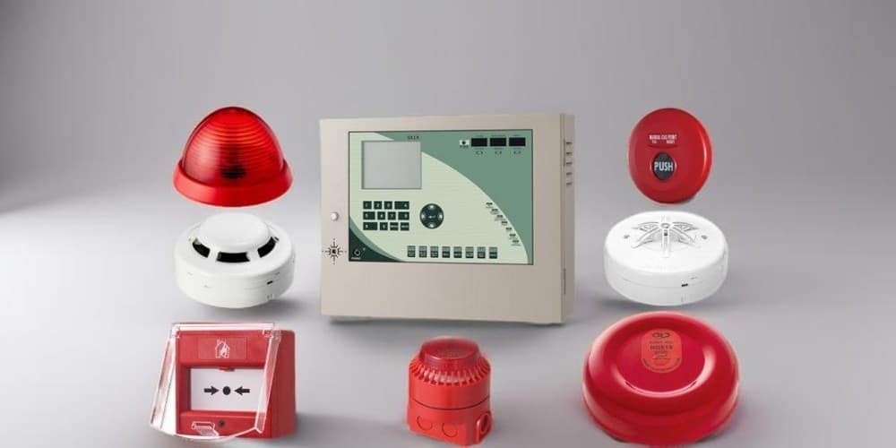 Giá và bảo hành là yếu tố cần xem, nhiều thương hiệu cung cấp mức giá khá linh hoạt