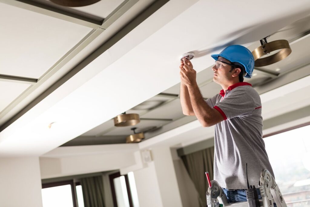 Lựa chọn thiết bị báo cháy phù hợp cần căn cứ vào loại công trình và mục đích sử dụng Lựa chọn thiết bị báo cháy phù hợp cần căn cứ vào loại công trình và mục đích sử dụng