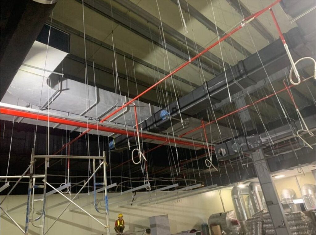 lắp đặt và bảo dưỡng hệ thống thông gió và hút khói